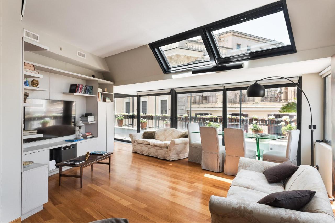 Idyllia - Penthouse In Navona Area Apartment Рим Екстериор снимка